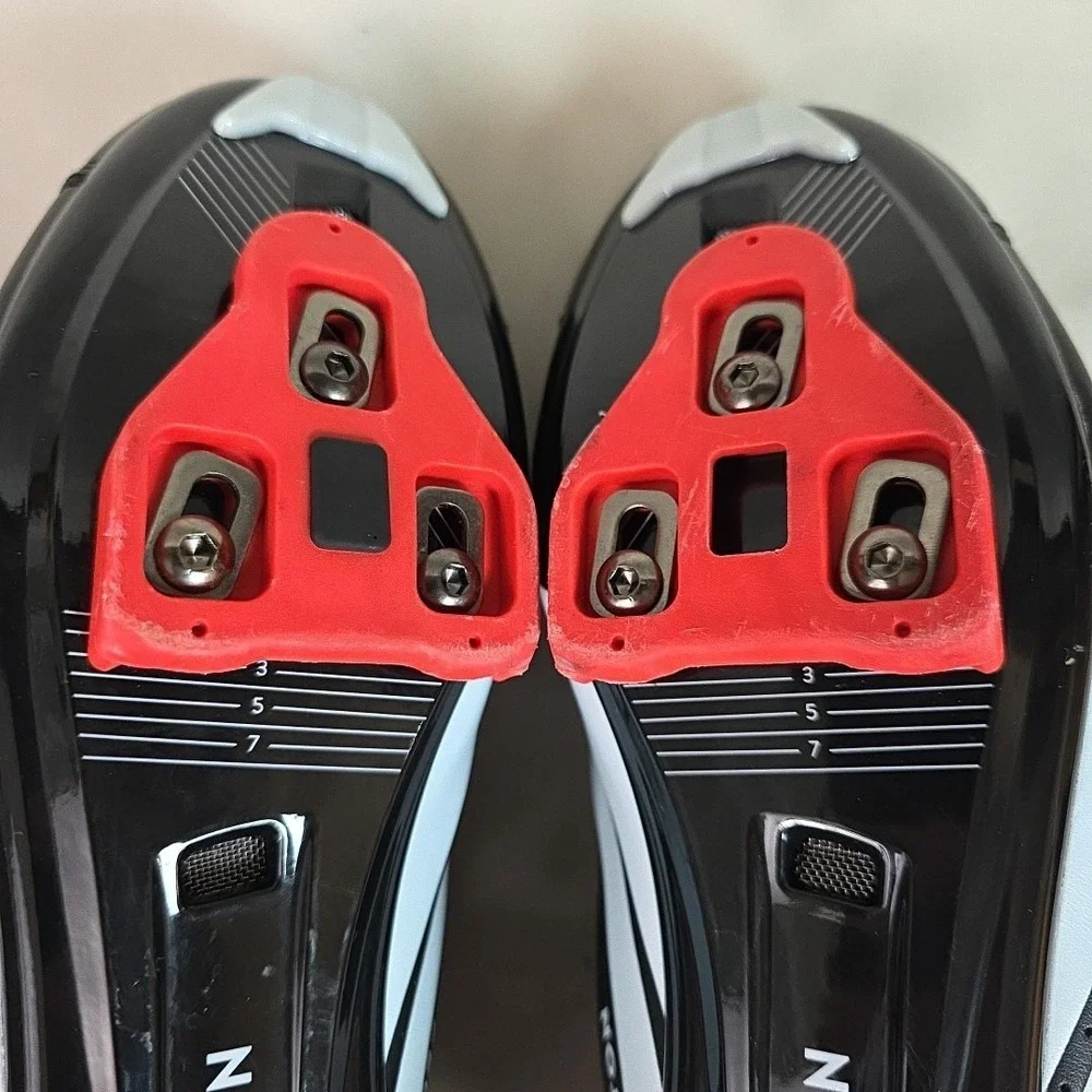 Genuine Peloton Bike Indoor Cycling Shoes Size 41 Mens 8 Womens 10 w/Cleats EUC